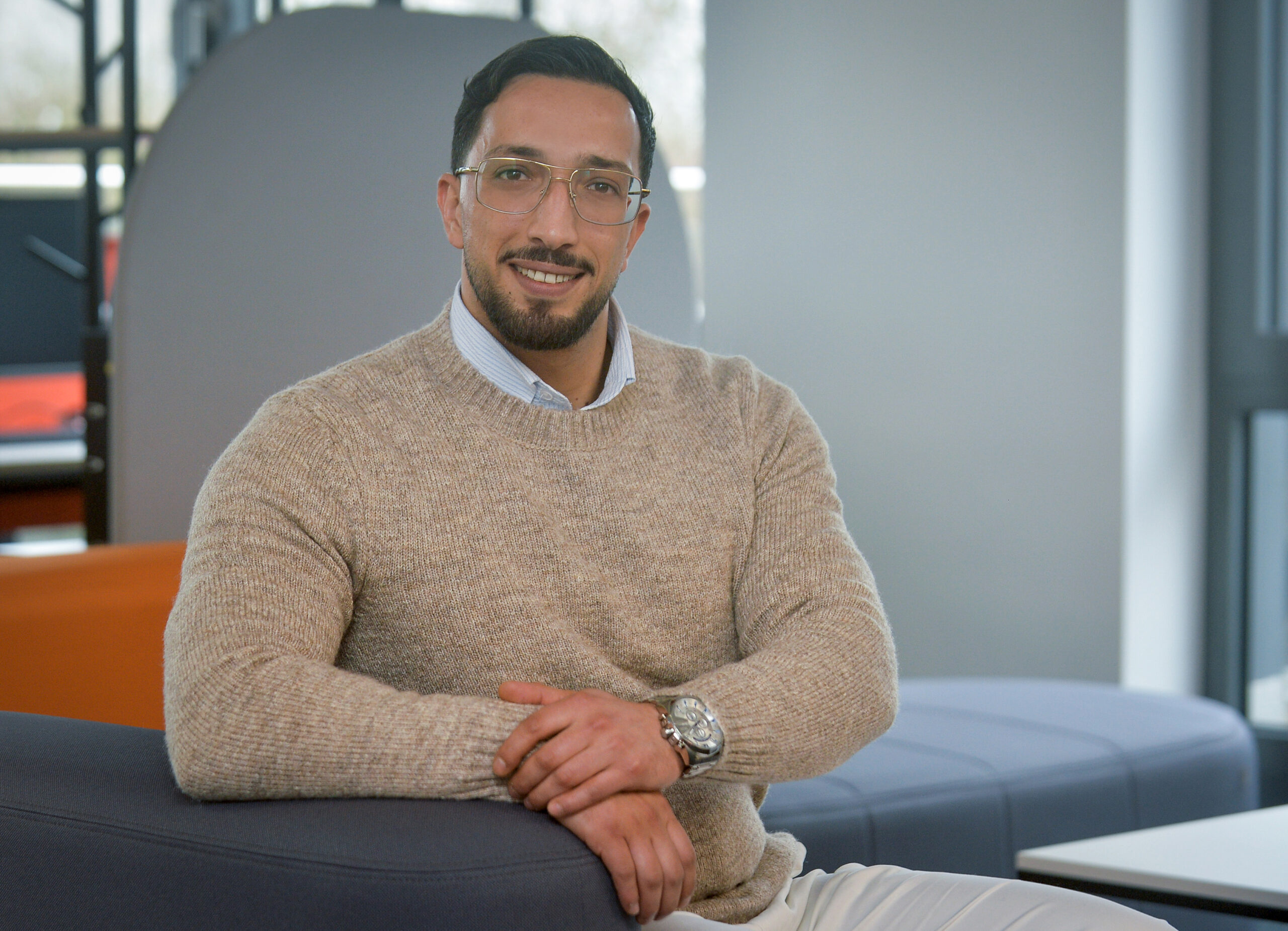 Baha macht Karriere bei S&E Mobility und erlebt eine starke Unternehmenskultur.